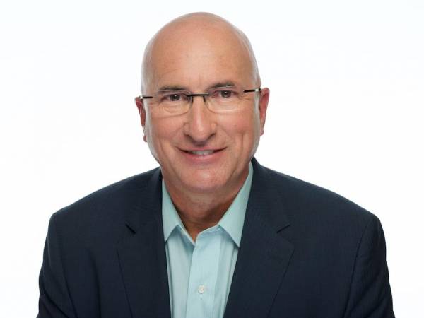 Outstanding Opticians: Robert Grimard